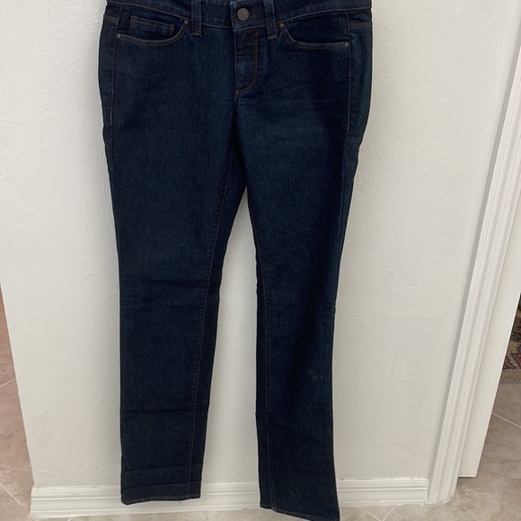 NWT Ann Taylor Mod Straight Mid Rise Dark Wash Jeans Sz 2 - Picture 4 of 5